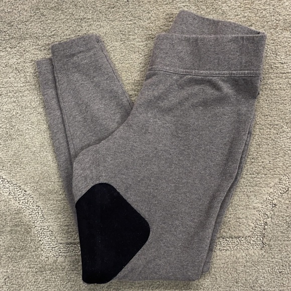 Lands’ End Small Petite Gray Starfish Capri Riding Leggings - Picture 3 of 9